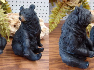 Set/2 Realistic Black Bear Sitting Figurines Log Cabin Decor