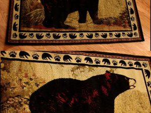 Plush Oversized Black Bear Paw Border Rug 31x49