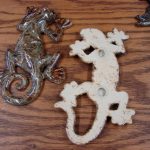 Tropical Stoneware Wall Hanging Gecko Lizard Set of 3 - Image 3