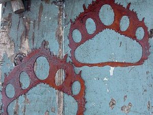 Set/2 Iron Bear Track Silhouette Rustic Cabin Lodge Wall Decor