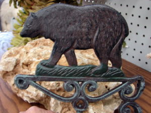 Rustic Cast Iron Wall Mount Bear Moose Garden Gate Dinner Bell