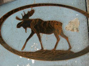 Rustic Iron Oval Wildlife Scene Silhouette Rustic Cabin Lodge Wall Decor