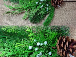 Realistic Juniper Cedar Pine Spray Pinecone