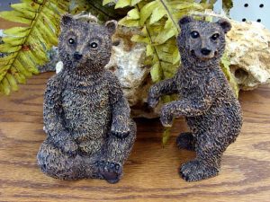 Set/2 Rustic Wood Carved Look Lodge Kenai Bear Ornaments
