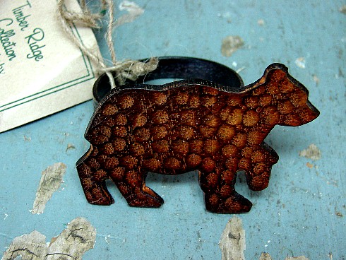 Park Designs Hammered Bronze Iron Bear Napkin Ring Set/4, Moose-R-Us.Com Log Cabin Decor