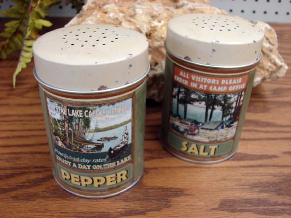 Retro Tin Fishing Resort Salt and Pepper Shakers Range Size, Moose-R-Us.Com Log Cabin Decor