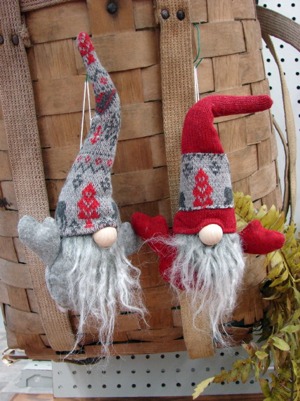 Scandinavian Style Moose Ornament, Moose-R-Us.Com Log Cabin Decor