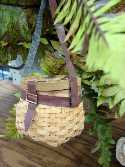 Miniature Split Wood Creel Basket Ornament -  Log