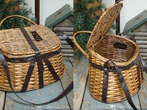 Antiqued Wicker Fly Fishing Creel Basket Fish Decor