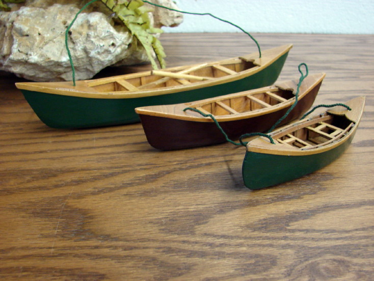 Miniature Detailed Wood Red or Green Canoe Cabin Decor, Moose-R-Us.Com Log Cabin Decor