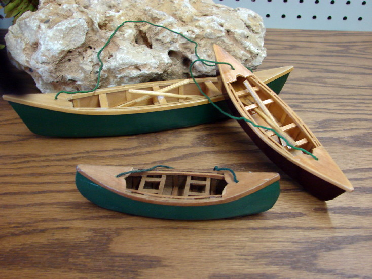 Green Canoe Cabin Decor, Wooden Canoe Ornament