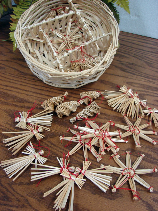 Straw Christmas Garland