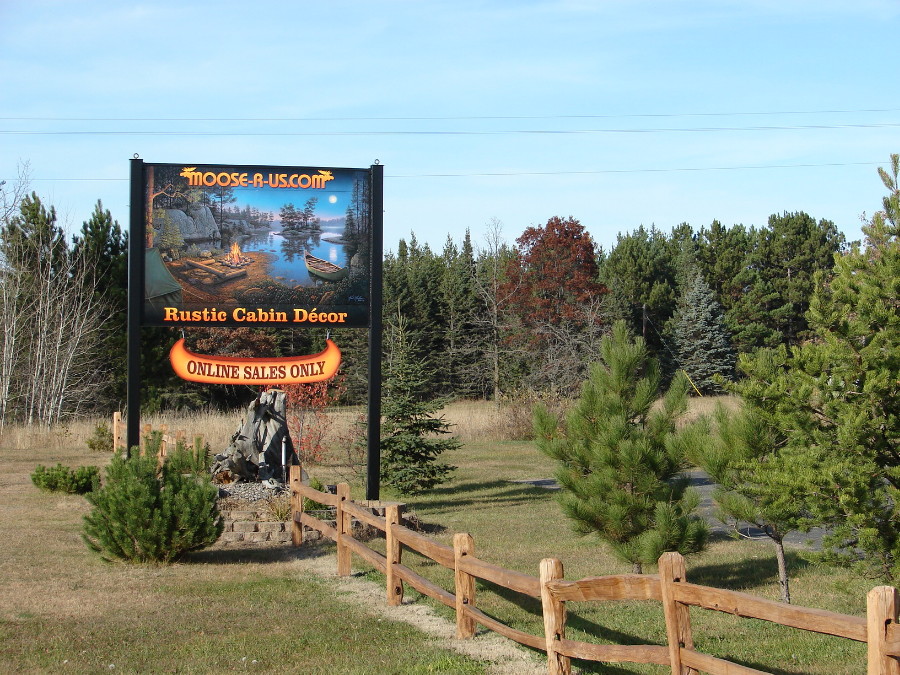 About Us -  Log Cabin Decor