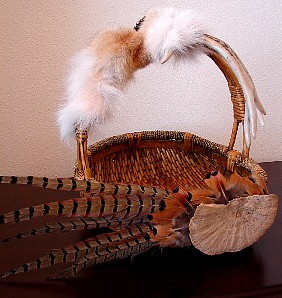 Northwoods Memories Craft Deer Antler Mushroom Pheasant Fox Pelt Handled Basket #B22, Moose-R-Us.Com Log Cabin Decor
