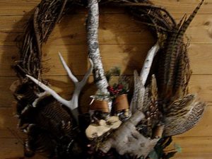 Extra Large Grapevine Wreath Birch Log Deer Antler Feathers Wall Hanging #W20