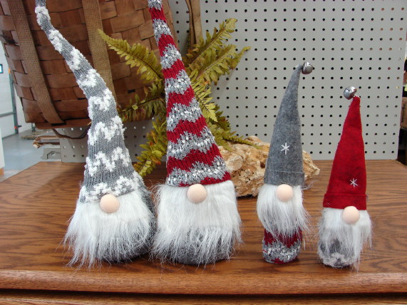 Scandinavian Gnome Chevron Hat 18&#8243;, Moose-R-Us.Com Log Cabin Decor