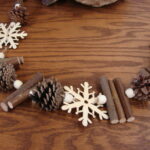 Natural Pine Twig Pinecone Lodge Garland Rustic Primitive Cone Snowflake 4 Feet