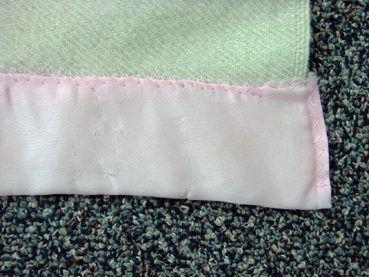 Vintage Hudson Bay Pink Stripe 4 point Gold Label Wool Blanket, Moose-R-Us.Com Log Cabin Decor