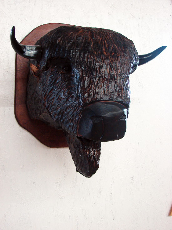 Wood Carved Trophy Chainsaw Carving Buffalo Moose Head Wall Display, Moose-R-Us.Com Log Cabin Decor