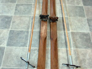 Antique Hickory Dome Top Nipple Wood Snow Skis Ranger Bamboo Ski Poles