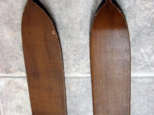 Antique Northland Maple Wood Snow Skis Poles Ladies Touring Ski Lodge Decor