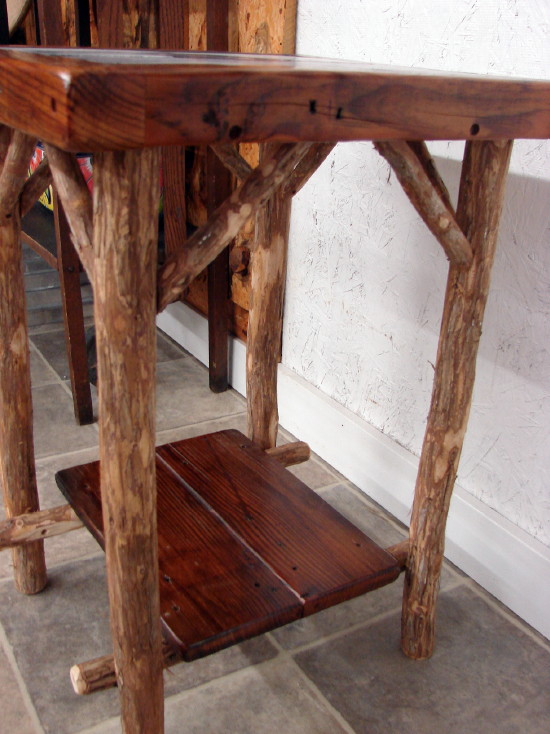 Log Home Lodge Furniture Red Cedar Logs Reclaimed Barn Board Tile Table Nightstand, Moose-R-Us.Com Log Cabin Decor