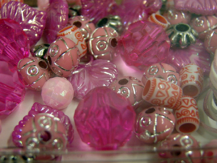 Acrylic Hot Pink Bead Kit Beading Package Luxe Spacers Cording, Moose-R-Us.Com Log Cabin Decor