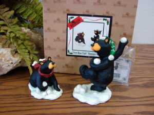 Big Sky Carvers Bearfoots Bears Jeff Fleming Snow Bear Fight Black Bear w/ Box Tag