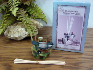 Retired Big Sky Carvers NOS Chickadee Northwoods Oil Rattan Reed Diffuser NIB