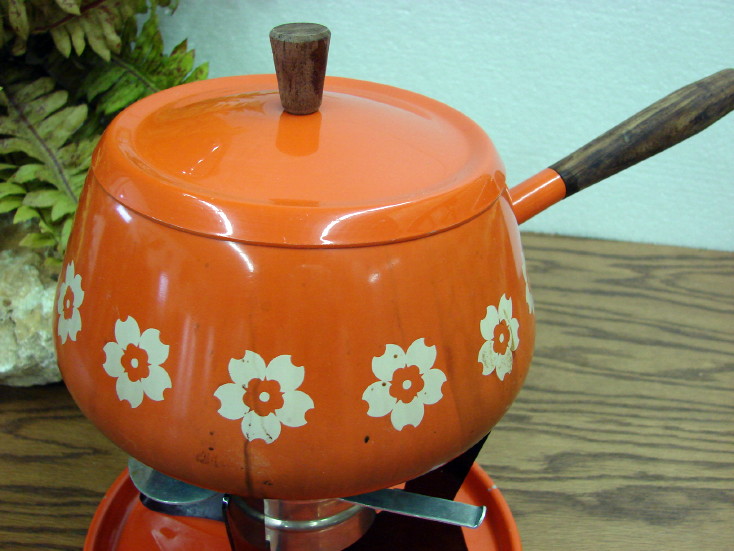 Vintage MCM 70s Orange Aluminum Fondue Pot Set Gel Fuel Sternao Burner  Taiwan