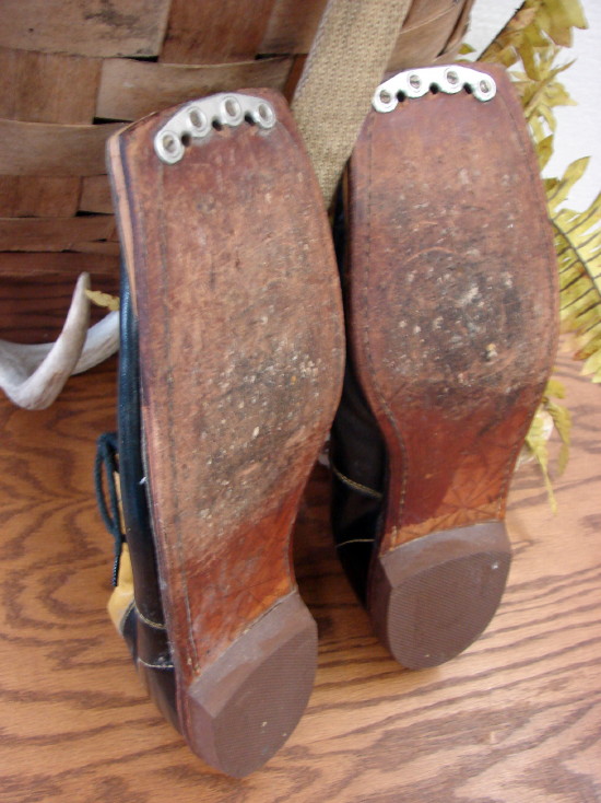 Antique Vintage Lake Placid All Leather Cross Country Ski Shoe Boots Mens 46, Moose-R-Us.Com Log Cabin Decor