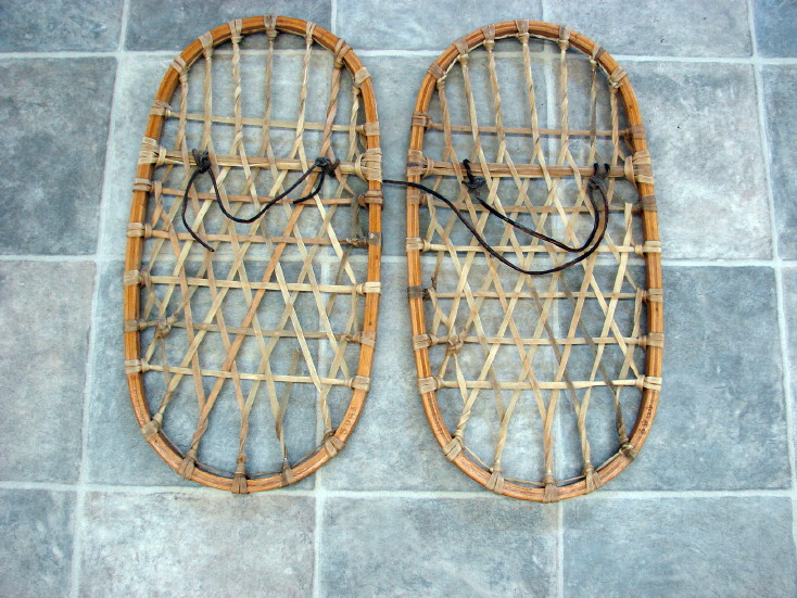 Bear Paw Rare Rawhide Wood Fahlin WWII US Army 1943 Snowshoes 10th Mountain Division, Moose-R-Us.Com Log Cabin Decor