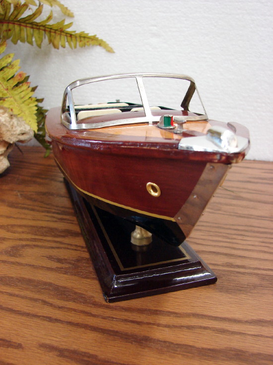 Vintage Chris Craft Style Boat Model Wooden Boat Lake Cabin Decor