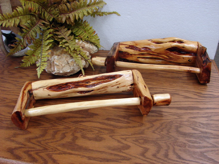 Hand Carved Diamond Willow Paper Towel Holder Wall Mount, Moose-R-Us.Com Log Cabin Decor