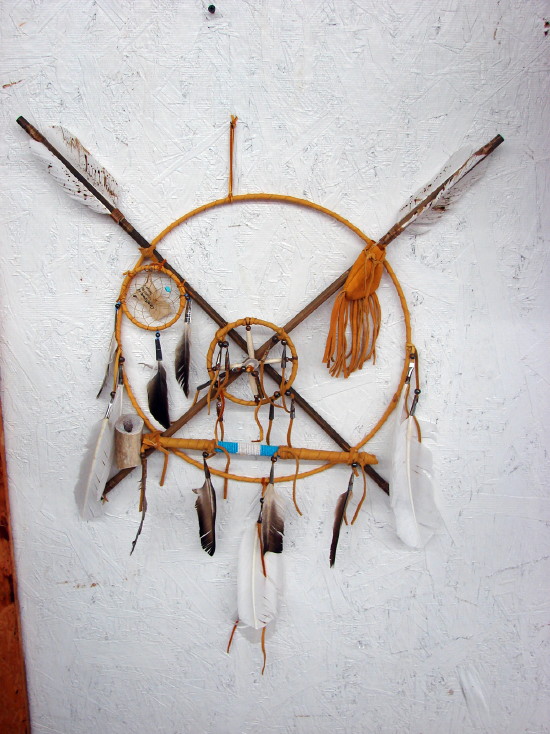 Authentic Native American Indian Navajo Ceremonial Peace Medicine Wheel with Bag, Moose-R-Us.Com Log Cabin Decor