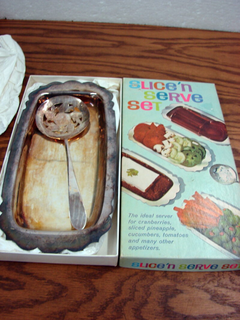 Vintage Box WM. Rogers Silverplate Cranberry Set Serving Spoon Plate, Moose-R-Us.Com Antiques Collectibles Log Cabin Decor