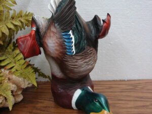 Ducks Unlimited Loon Lake Decoy Co. Frozen Lake Mallard Door Stop Retired
