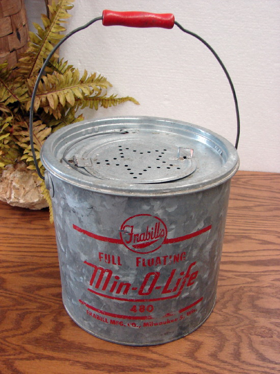 Vintage Galvanized 480 Tin Frabill's Full Floating Min-O-Life Minnow Bucket  Complete