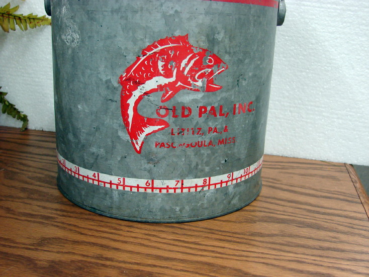 Vintage Galvanized Old Pal Full Floating 10 Qt Minnow Bucket Complete Clean