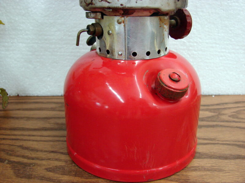 Vintage 1959 Coleman 200A Red Single Mantle Camping Lantern Complete PYREX Globe 05/59, Moose-R-Us.Com Log Cabin Decor