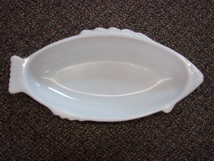 Large Milk Glass Fish with Scales Platter Serving Dish Tray Vintage Glasbake, Moose-R-Us.Com Log Cabin Decor