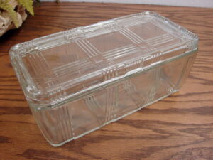 Vintage Hazel Atlas Crisscross Rectangular 8 x 4 Refrigerator Storage Dish w/ Lid