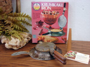 Vintage Used Nordic Ware Scandinavian Krumkake Cookie Iron Brown Handles Original Box