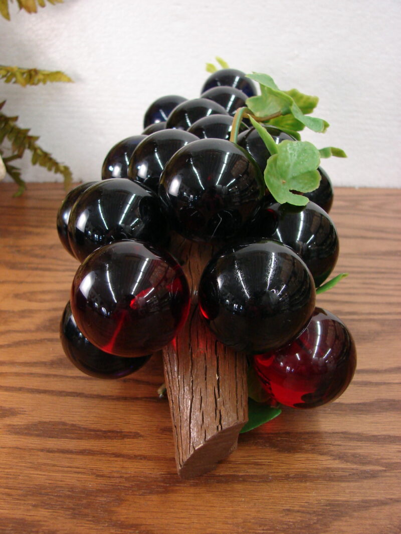 Vintage Lucite Grapes Red Blue Purple Cluster on Wood Branch 14&#8243; Grape Leaves MCM, Moose-R-Us.Com Log Cabin Decor