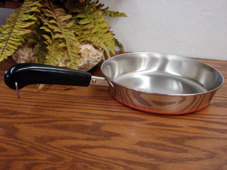Vintage Copper Bottom Revere Ware 9 1/4" Skillet Frying Pan No Lid - Image 4