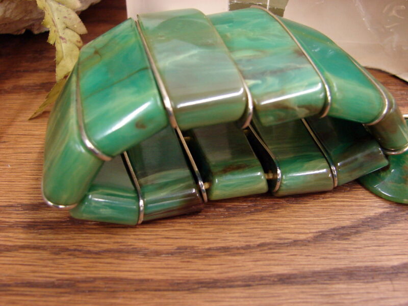 Vintage Sarah Coventry Green Mottled Bakelite Acrylic Statement Stretchy Bracelet Earrings Set, Moose-R-Us.Com Log Cabin Decor