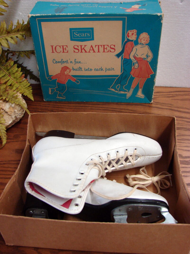 Vintage Girls Womens Sears Figure Ice Skates Original Box Skating Winter Decor, Moose-R-Us.Com Log Cabin Decor