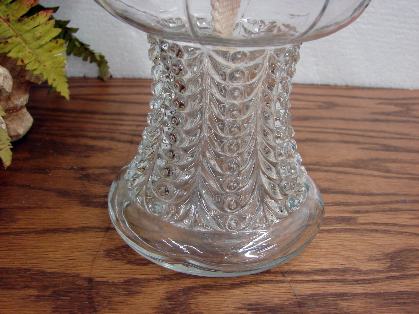 Vintage Lamplight Farms Glass Oil Lamp 255 Made in Austria with Chimney