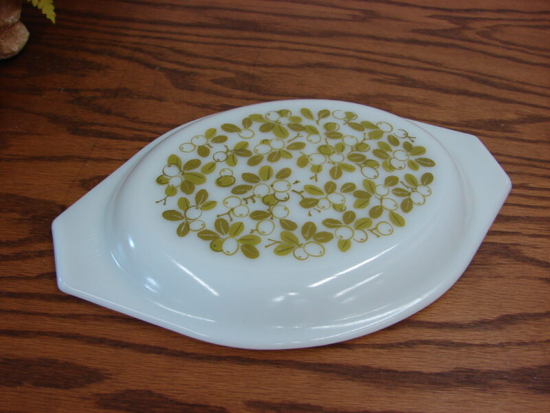 Vintage Pyrex 943 C 33 Avocado Oval Green Berry Replacement Lid, Moose-R-Us.Com Log Cabin Decor