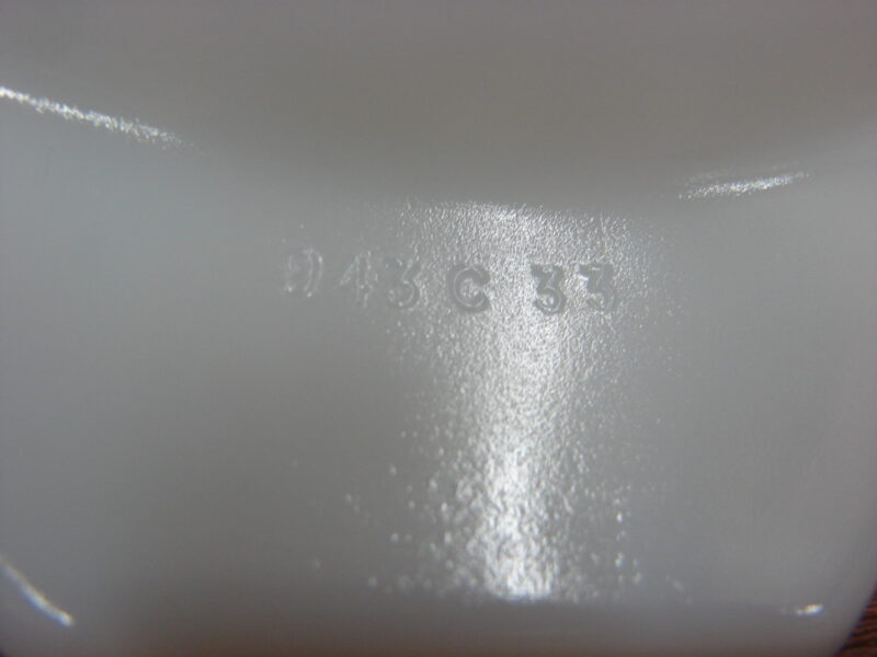 Vintage Pyrex 943 C 33 Avocado Oval Green Berry Replacement Lid, Moose-R-Us.Com Log Cabin Decor